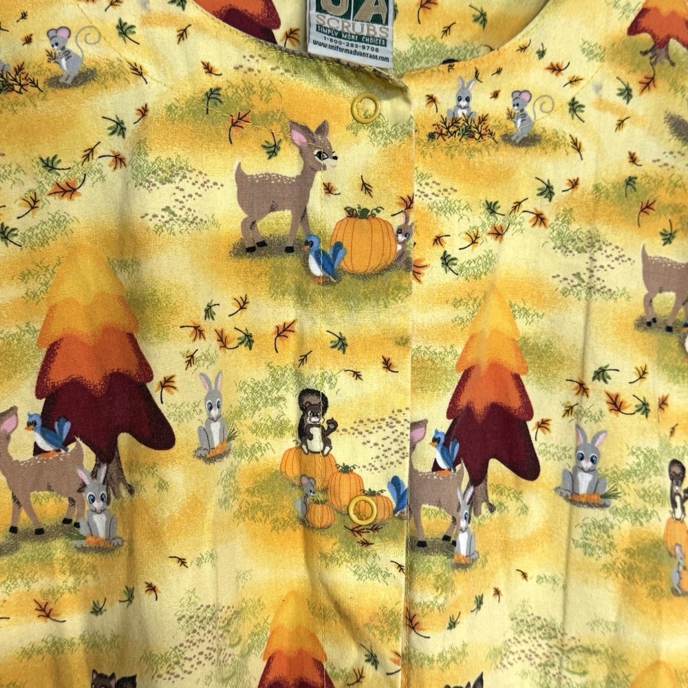 Uniform Advantage UA Women's‎ Scrub Jacket Snap Fall Animals Size 2X Autumn